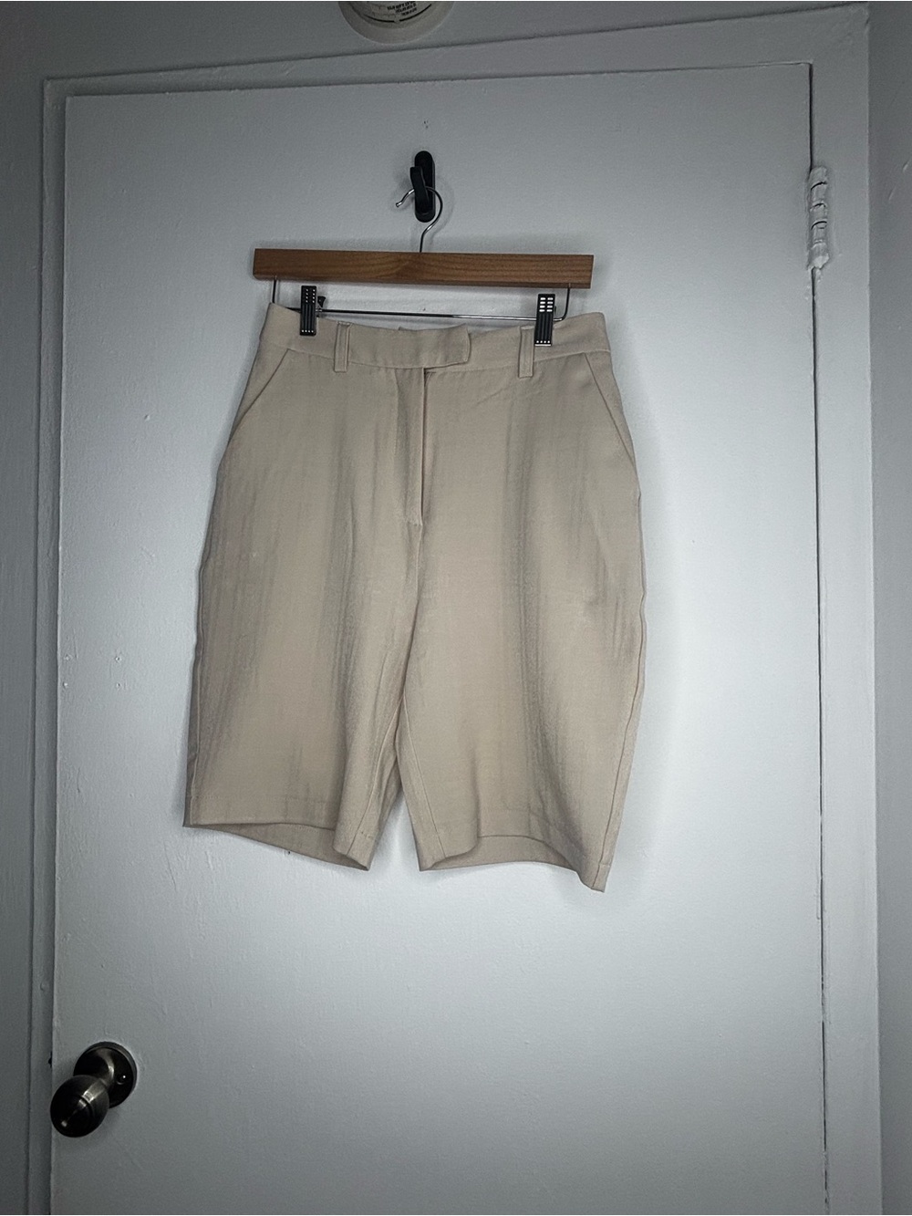 Women's Tailored Bermuda Shorts in Light Beige